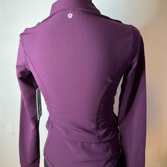 90 Degree by Reflex light weight Jacket - Picture 9 of 14